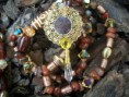 /products/fio-d%c2%b4osun-com-abebe-e-pedras/